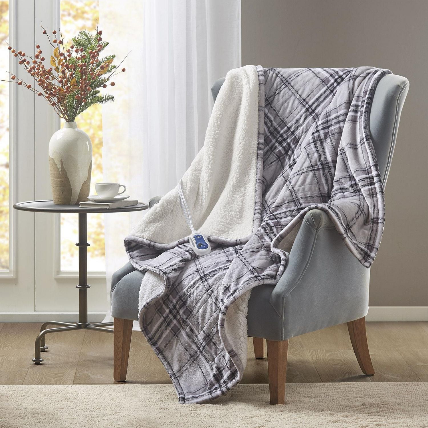 Beautyrest Plush to Sherpa Heated Throw