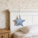 thumbnail image 4 of Set de colgantes decorativos en forma de estrella 5 piezas • Adornos colgantes de tela con aspecto de vidrio marino • Detalles de decoración multicolor • Decoración para ventanas, paredes y regalos, 4 of 6