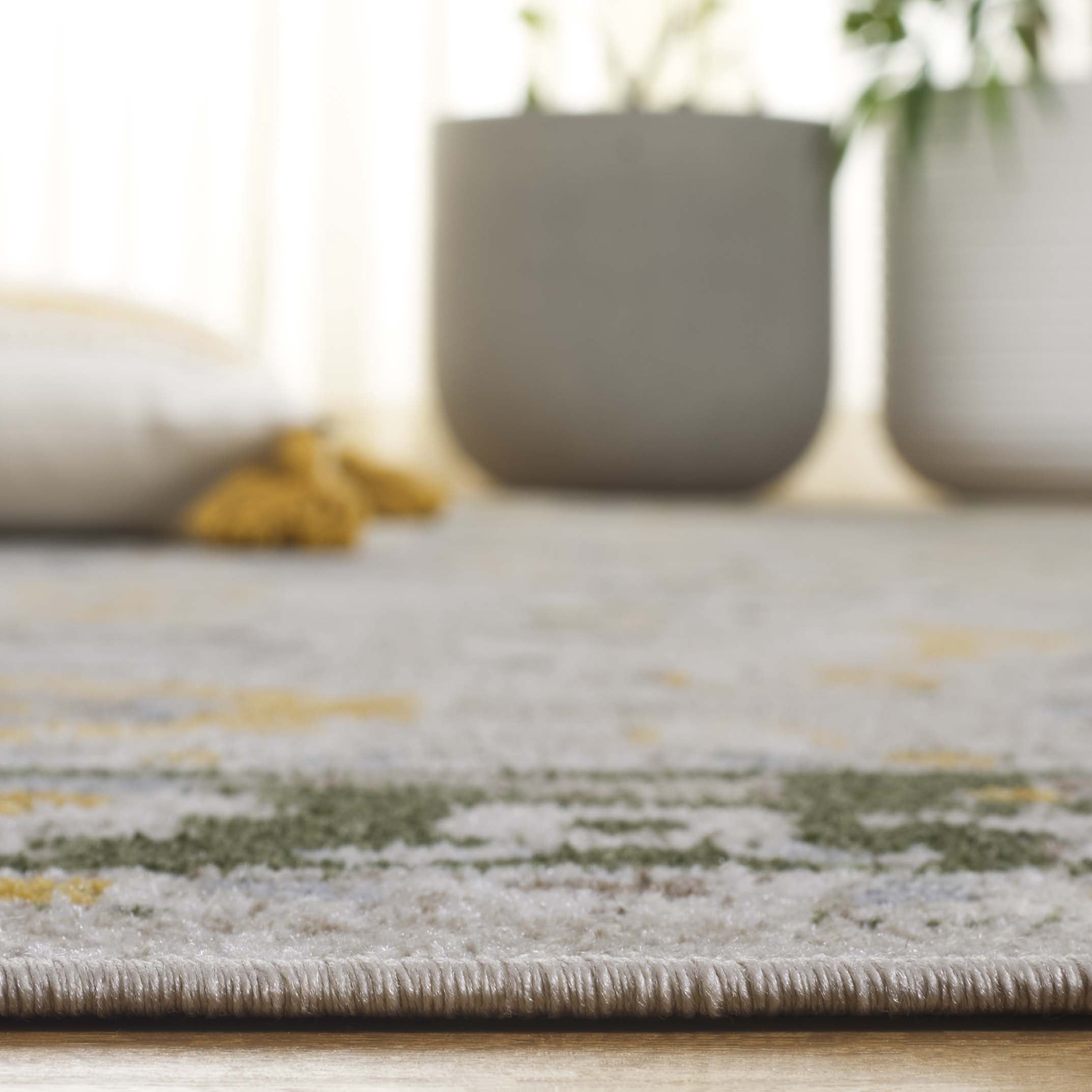 SAFAVIEH Bayside Aline Oriental Polyester Runner Rug, Green/Beige, 2'2" x 8'