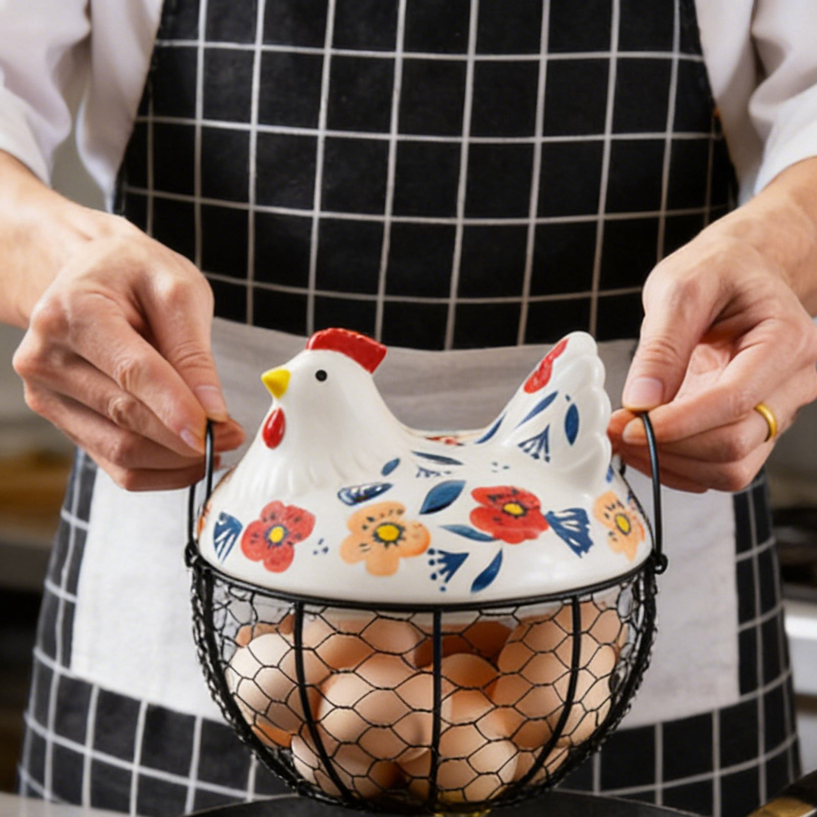 Farmhouse Egg Basket with Ceramic Lid, Black Wire Egg Holder for Fresh Eggs, Decorative Chicken Design Egg Storage Container, Kitchen Countertop Organizer Case for Eggs