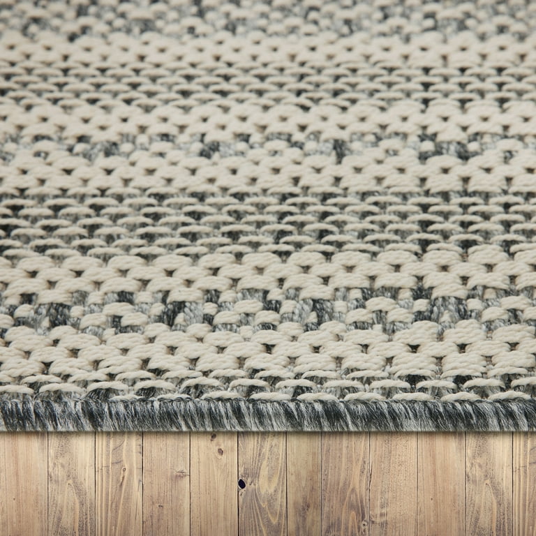 Better Homes & Gardens Woven Border 7’ x 10’ Outdoor Rug - Polypropylene/Polyester - Gray