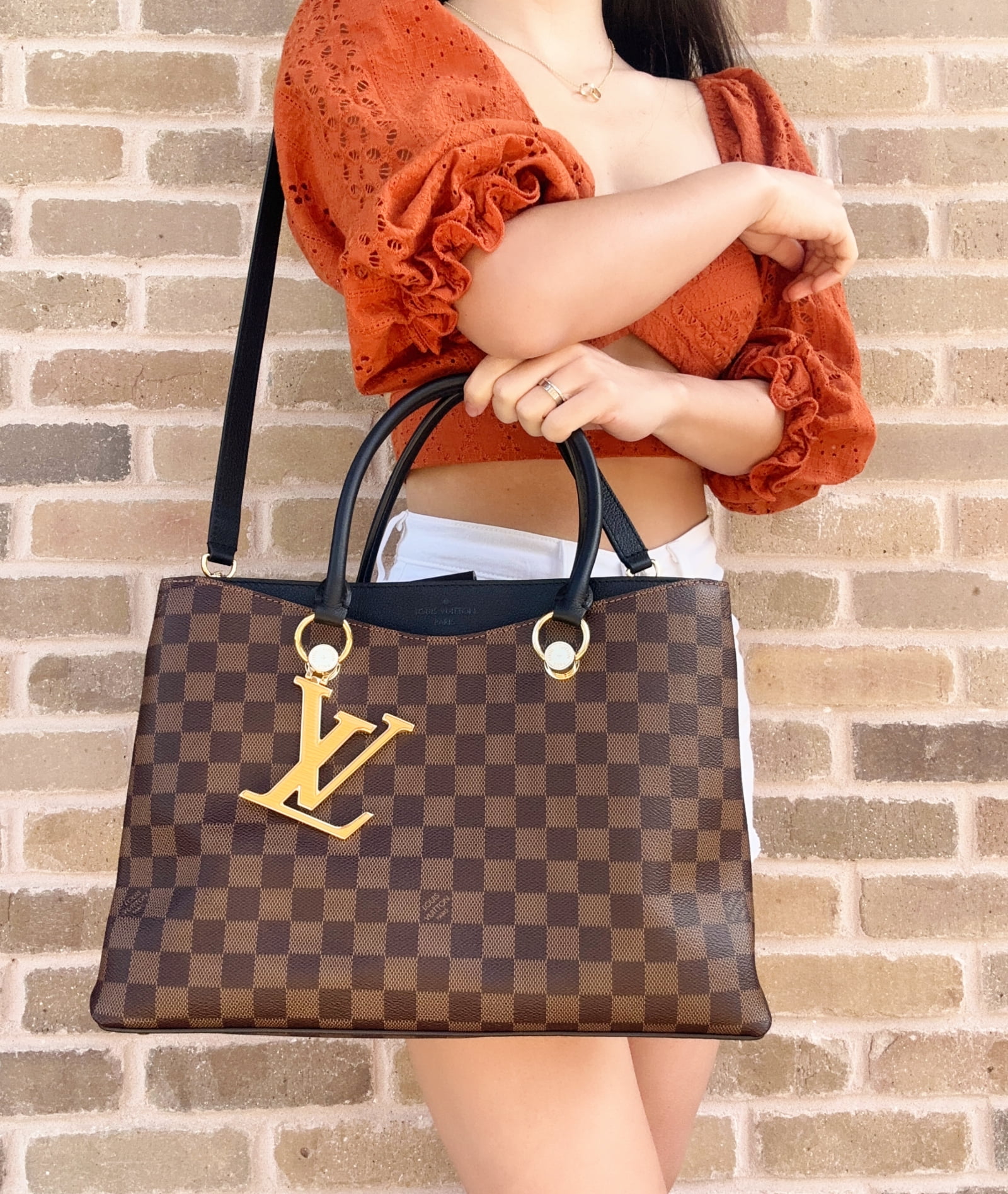 Shoulder LV Bag, For Casual Wear at Rs 3500/piece in Hyderabad | ID:  24928349273