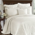 thumbnail image 2 of Historic Charleston King Charles Matelasse King Bedspread in Ivory, 2 of 9