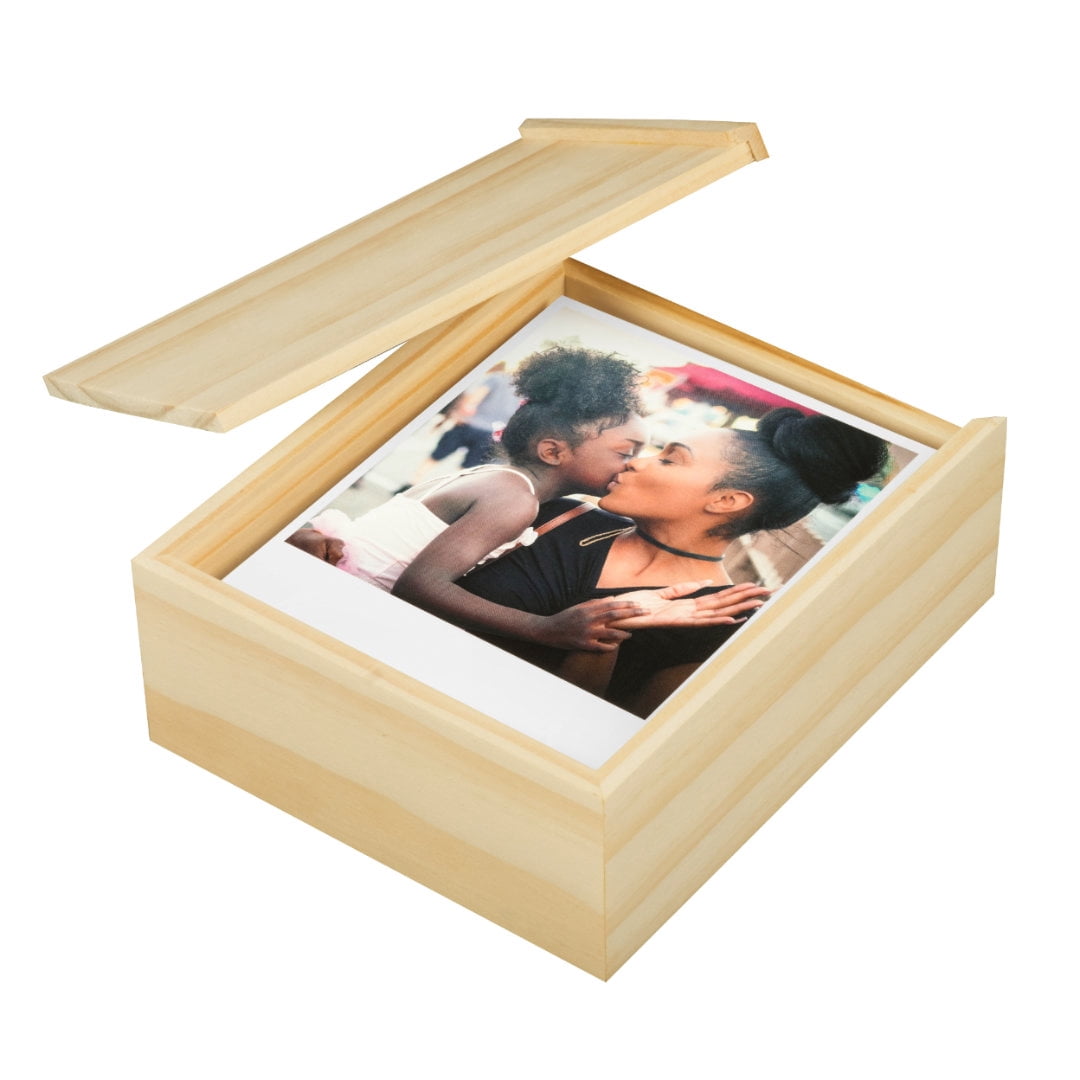 Retro Prints, Set of 25 with Wooden Box & Stands