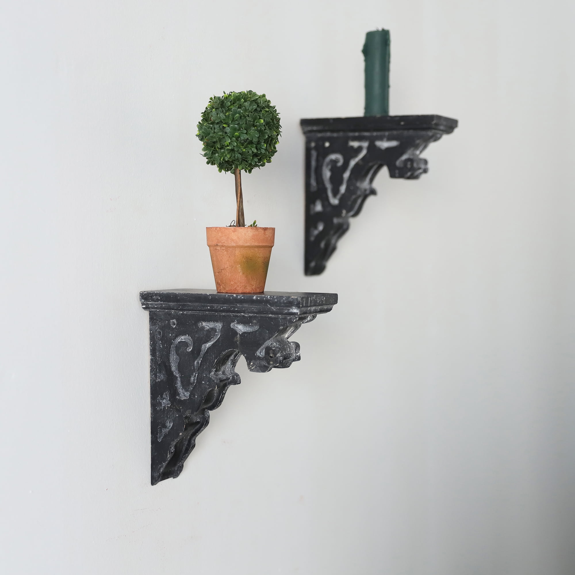 Wood Corbels Sets of 2 Wooden Shelf Brackets Corbels for Shelf Shabby Wood Corbel Brackets Vintage Style, 3.1" x 7.2" x 7.8"，Black