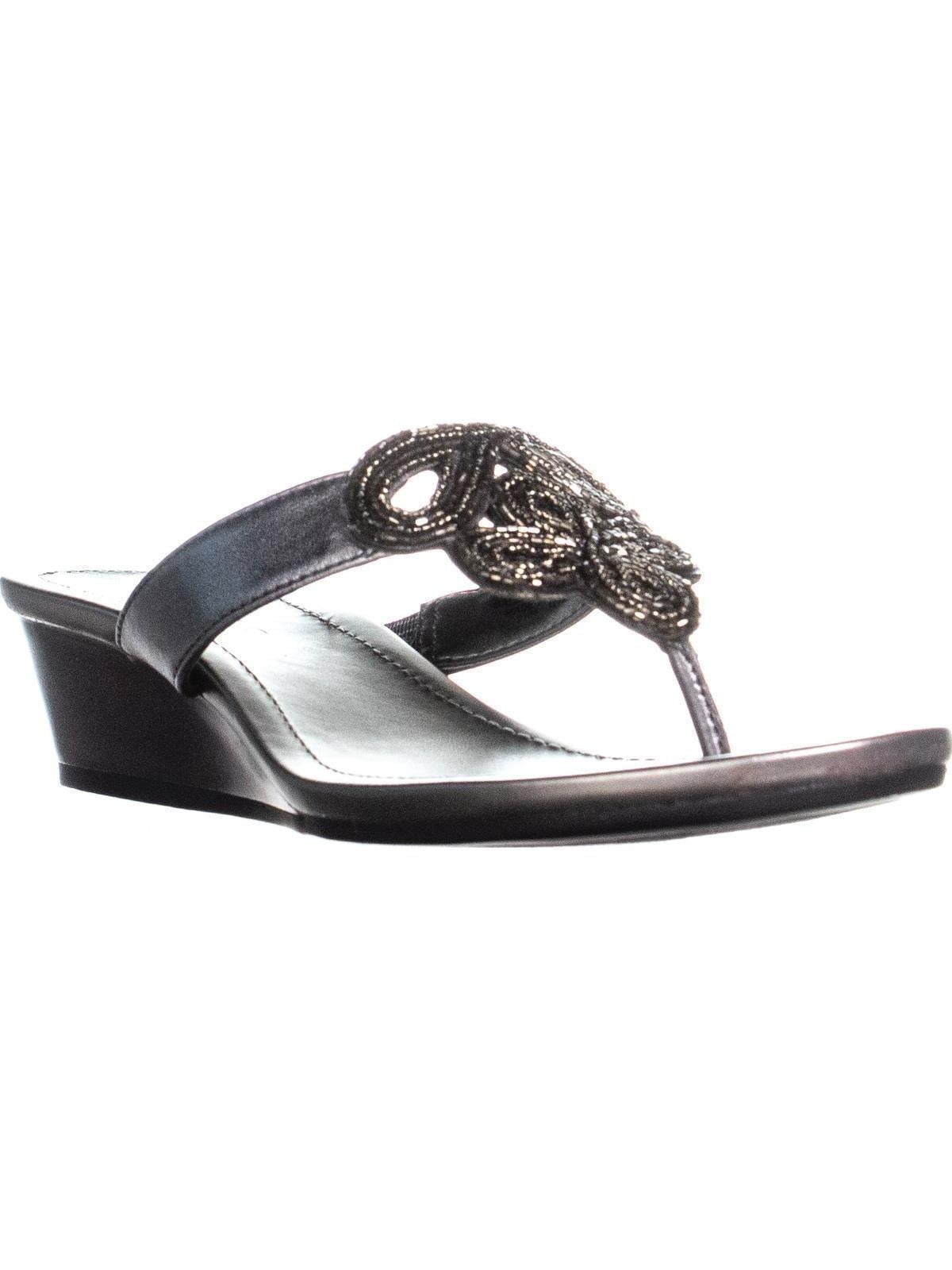 bandolino beaded sandals