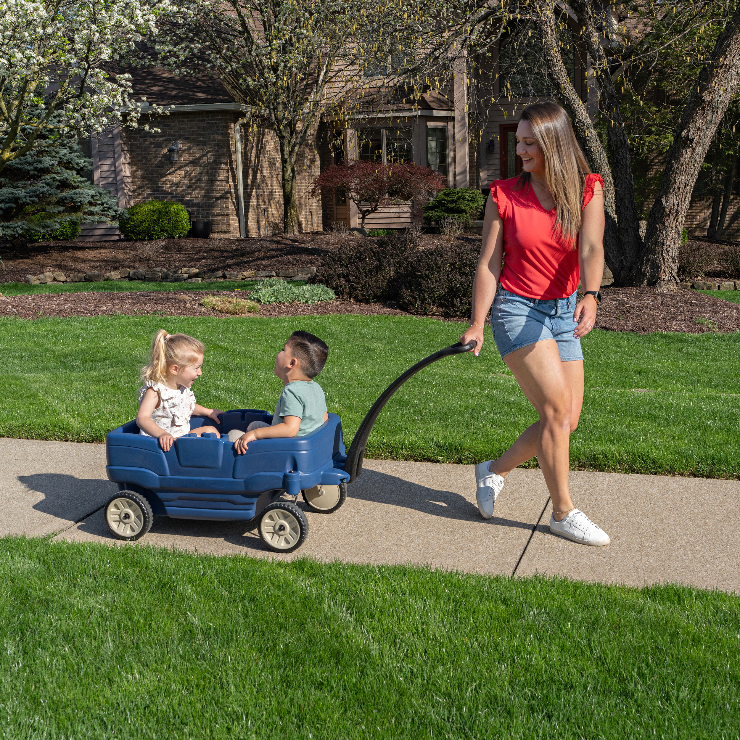 Step2 Neighborhood Wagon Toddler Riding Toy photo 7
