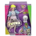 thumbnail image 1 of Muñeca Barbie Fashionista Extra Gorro Verde, 1 of 3