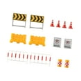 thumbnail image 4 of Juego de 14 señales de tráfico en miniatura, minibloques de carretera, coleccionables, conos de tráfico en miniatura, señales de carretera a escala, 4 of 9