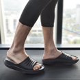 thumbnail image 2 of Sandalias de recuperación para hombre KuaiLu con soporte de arco y amortiguación, negras, talla 10, 2 of 7