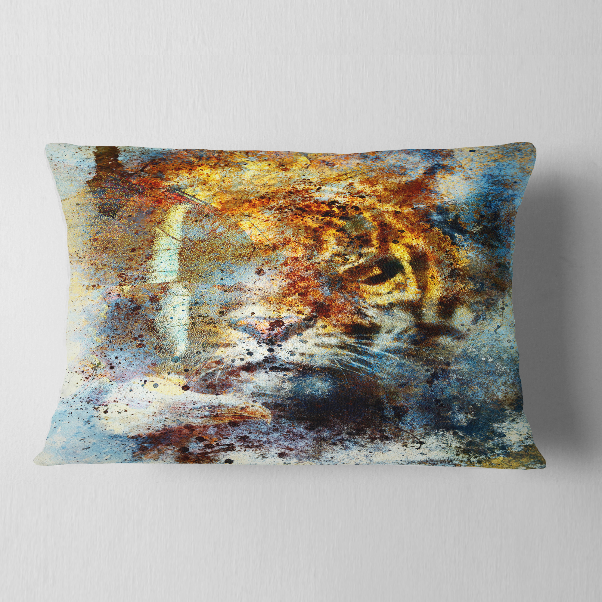 Designart Gentle Tiger Portrait - Animal Throw Pillow - 12x20