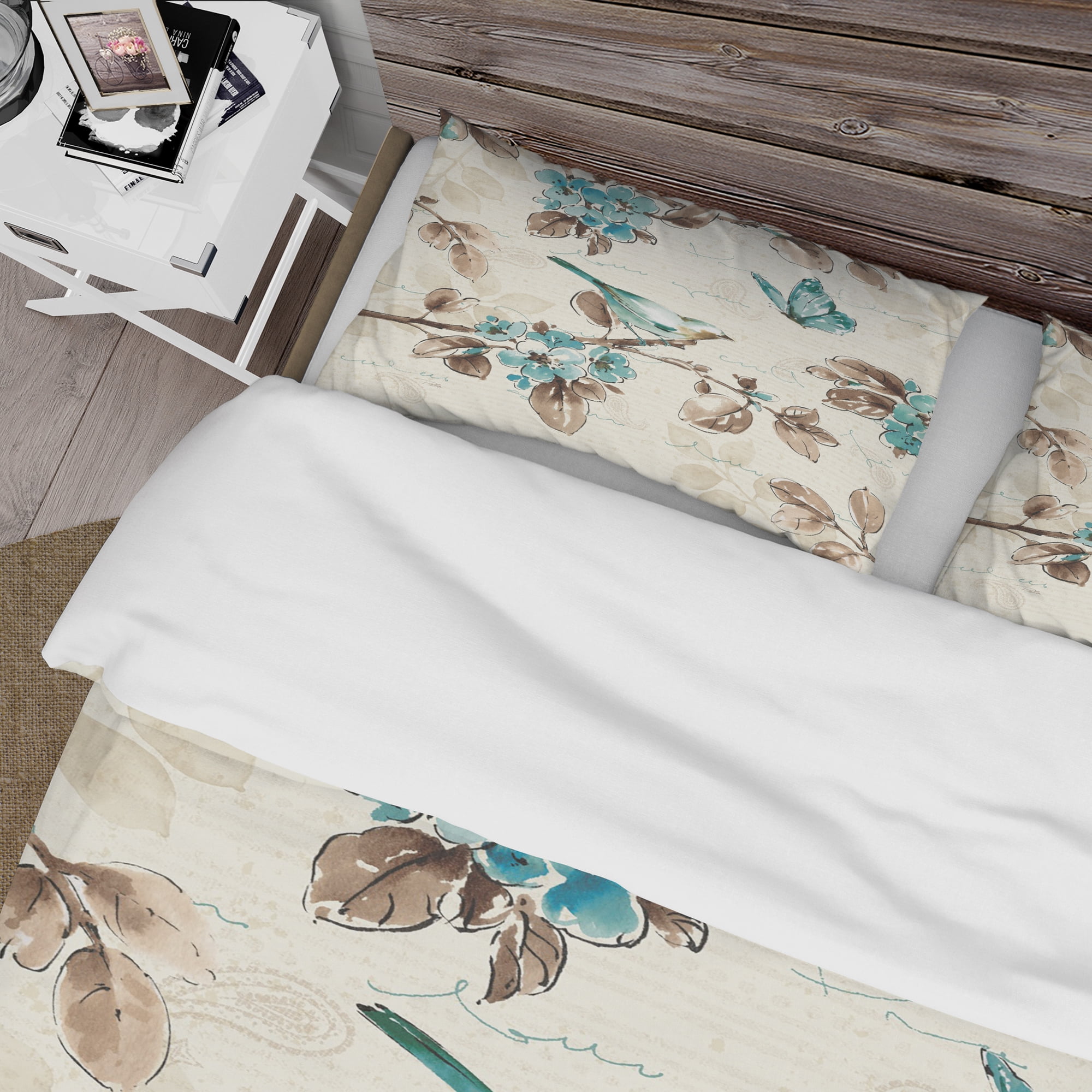 Designart 'Beige Bird Wings III' Cottage Duvet Cover Set