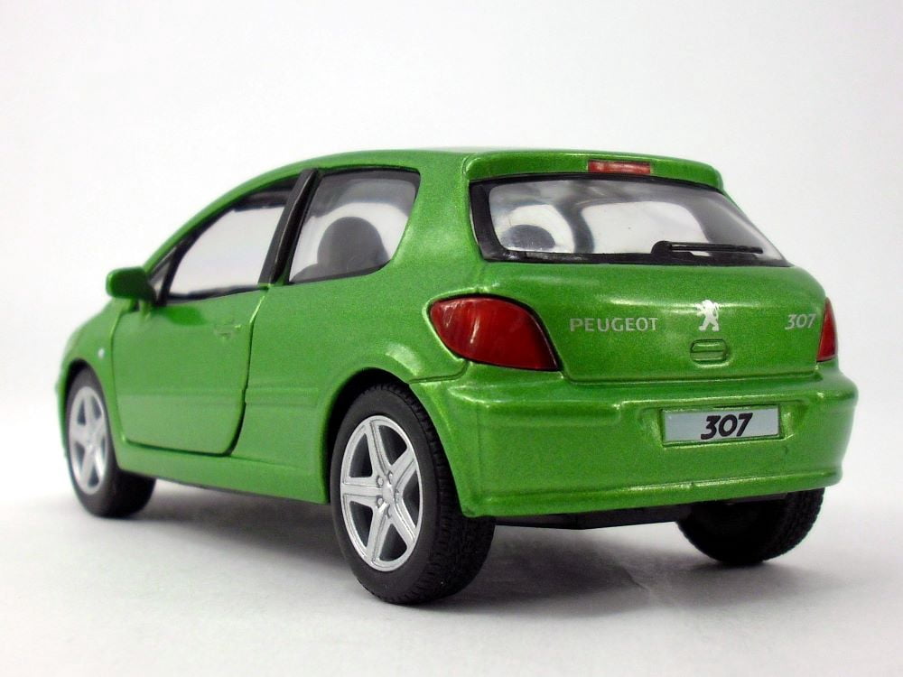 2001 Peugeot 307 XSI 1/32 Scale Diecast Model - Green - Walmart.com