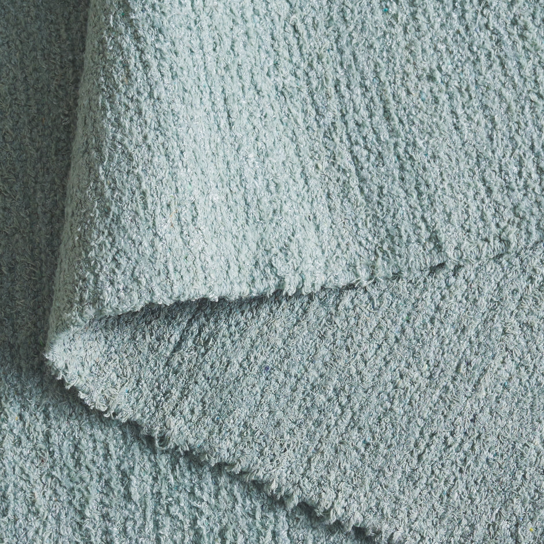 SAFAVIEH Montauk Azura Distressed Area Rug, Turquoise, 4' x 6'