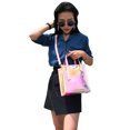 thumbnail image 4 of Bolso para mujer, bolso de hombro de PVC para cruzar transparente Carevas Rosa, 4 of 7