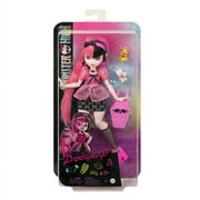 Monster High Draculauras Day Out Doll HKY71