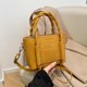 thumbnail image 2 of Bolso pequeño sencillo para mujer, bolso de mano con textura, estilo retro informal, estilo cubo, a la moda, 2025, 2 of 5