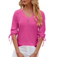thumbnail image 1 of Camiseta de mujer con cuello en V, manga media y detalle de botones - Ropa informal, tejido suave y transpirable, fácil de combinar, fácil de cuidar, 1 of 8