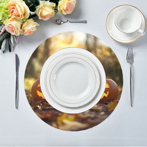 15.4" Round Placemat Set of 1 Polyester Fabric Place Mats Non-Slip Dining Kitchen Table Mats for Kitchen Party Decor Three Pumpkins on The Ground