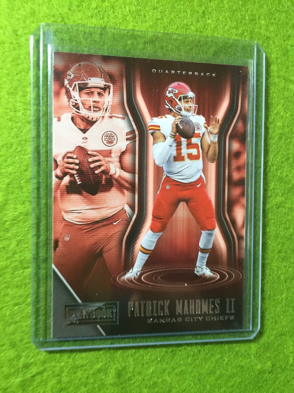 PATRICK MAHOMES CARD JERSEY #15 KANSAS CITY CHIEFS 2018 Panini Playbook Football