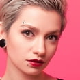 thumbnail image 2 of Sourcils / Cartouche d'Oreille / Design Main Tragus Acier Chirurgical, 2 of 6