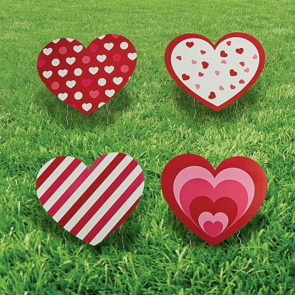 Valentine Heart-Shaped Yard Signs, Party Decor, Valentine's Day, 4 Pieces