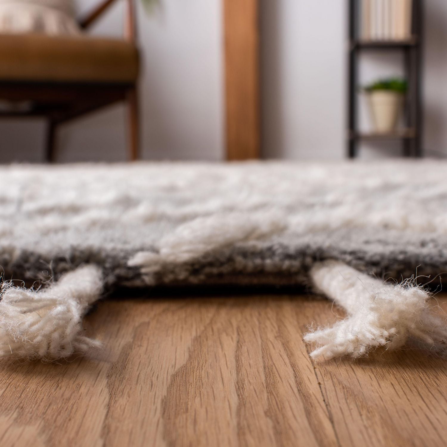 SAFAVIEH Casablanca Cleves Geometric Diamonds Shag Area Rug