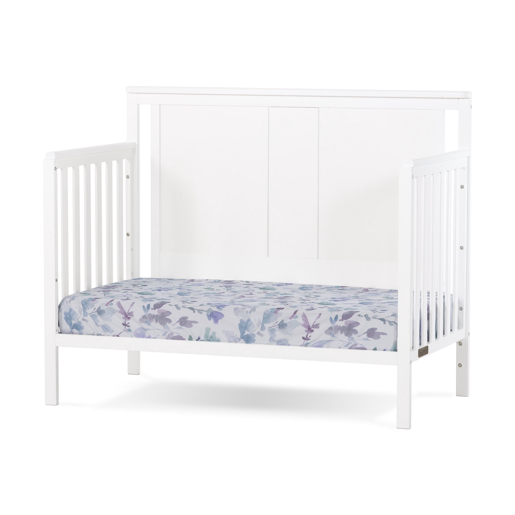 Child Craft Quincy 4-in-1 Convertible Crib, Baby Crib Converts to Day Bed, Toddler Bed and Full Size Bed, 3 Adjustable Mattress Positions, Non-Toxic, Baby Safe Finish (Matte White)