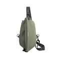 thumbnail image 1 of Fiudx Bolso de Pecho para Hombre, Diseño Moderno y Elegante, Correa Acolchada Ajustable, Bolsillo con Cremallera, Bandolera Multiusos, Ideal para Viajes, Gimnasio y Exteriores, 32 X 18 X 8 Cm., 1 of 2