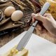 thumbnail image 1 of Cuchillo de mantequilla plateado, esparcidor de acero inoxidable 3 en 1, ranuras para triturar bordes dentados de fácil sujeción para pan, mantequilla, queso, mermelada, 1 of 5
