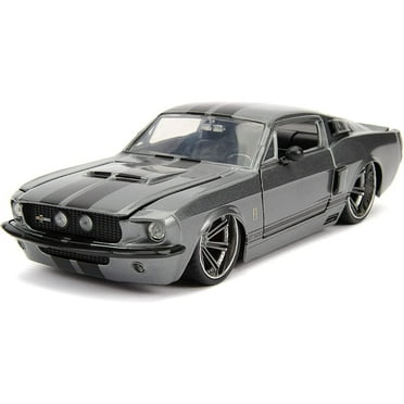 Jada Toys 1967 Shelby GT 500 DieCast Metal 1:24 Scale Car Play Vehicle(Selections May Vary)
