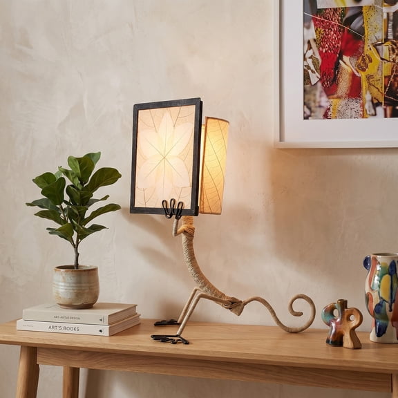Eangee Home Design Enlightened Gecko Table Lamp, Shade Made Of Cocoa Leaves, 11x16x16 Inches