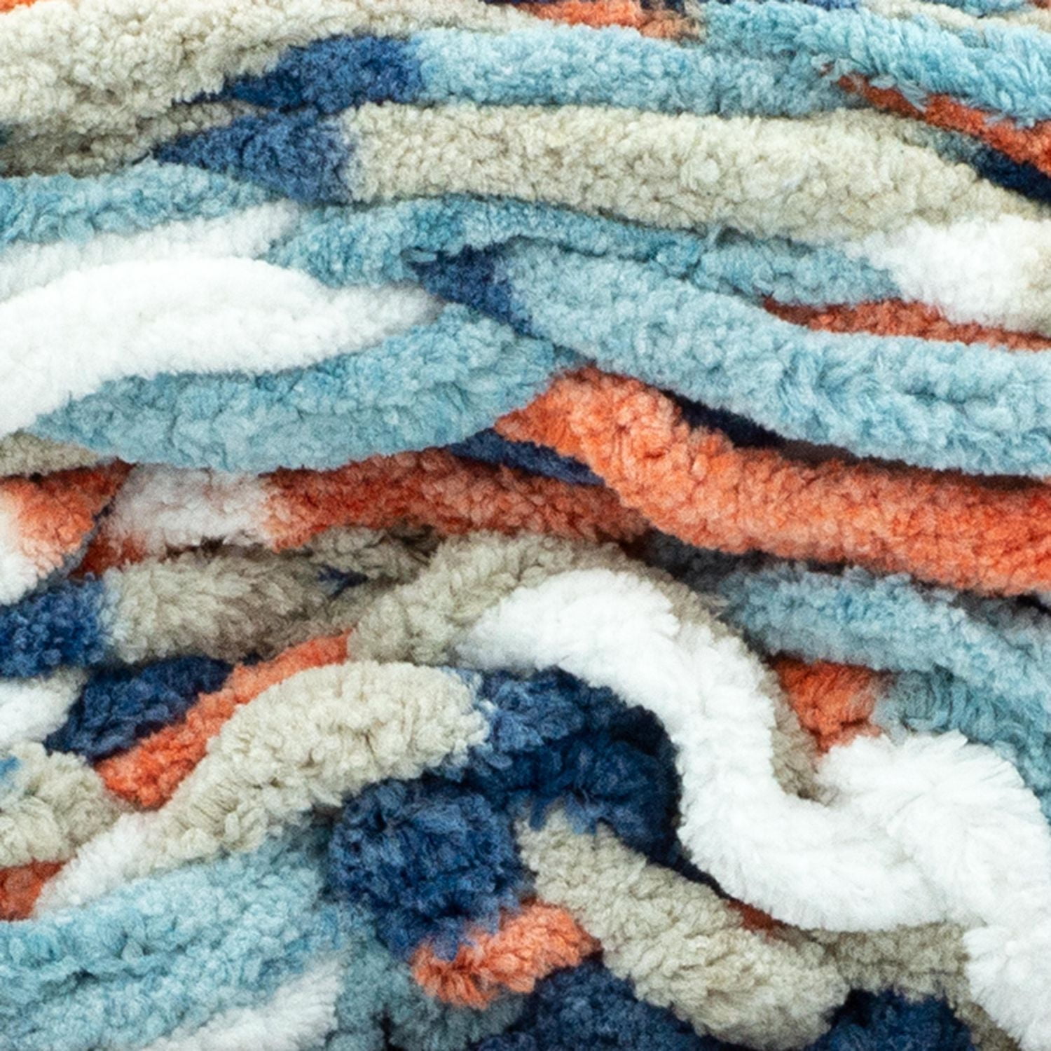 Lion Brand Cover Story™ Yarn #6 Super Bulky Yarn 1000g/ 547m 1 Cake