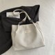 thumbnail image 1 of Bolso de nicho francés, bolso de mano con sentido del estilo 2025, nuevo bolso grande de moda para mujer, bolso de hombro informal versátil., 1 of 5