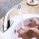 thumbnail image 2 of Grifo automático de agua caliente y fría TUNC sin contacto para lavabo de baño, 2 of 5