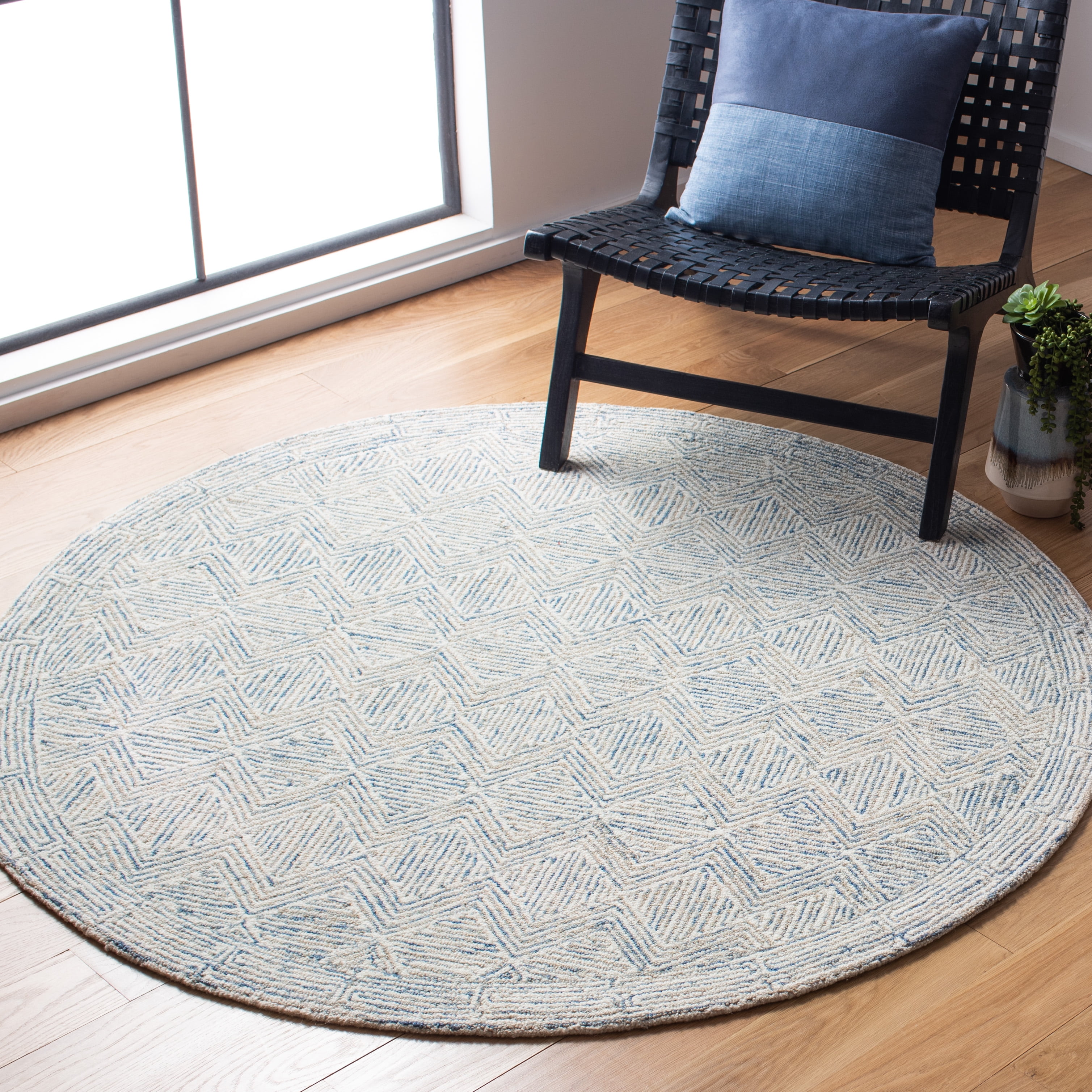 SAFAVIEH Micro-Loop Herbert Geometric Area Rug, Blue/Ivory, 3' x 3' Round