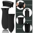thumbnail image 5 of Silicone Oven Mitts & Pot Holders, 5 of 6