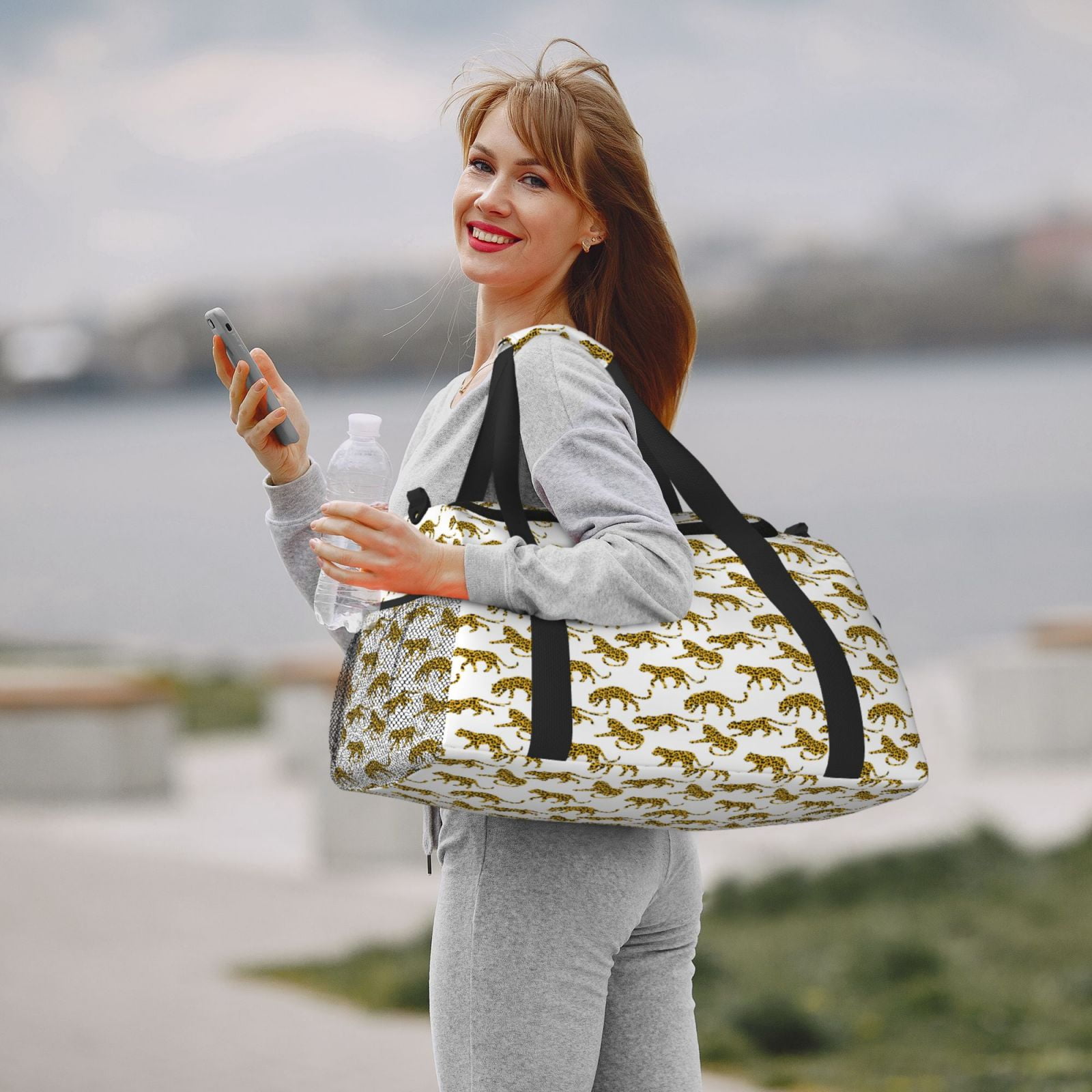 Fuzoiu Leopard Print Print Travel Duffle Bag,Carry On Tote Bags,Duffel Bag,Sport Gym Bag, Hospital Bag for Labor and Delivery, Overnight Bag,Luggage Bag