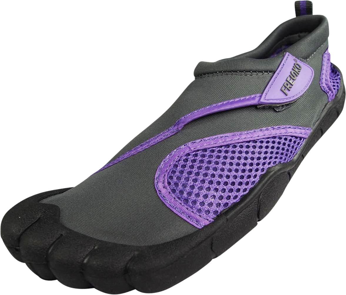 water shoes with toes women's