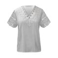 thumbnail image 3 of Camiseta Blusas elegantes con cuello en V para mujer Camisetas casuales de encaje Top básico suelto (Blanco XL) Ygjytge Blanco T XL para Mujer, 3 of 8