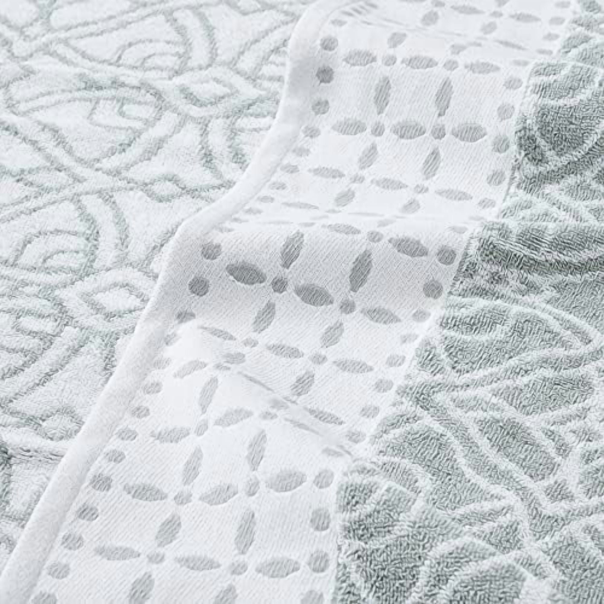 Monroe 6-Piece 100% Cotton Towel Set – Reversible Yarn Dyed Jacquard & Solid – Includes 2 Bath Towels, 2 Hand Towels, 2 Washcloths – Absorbent, Quick Dry, Soft & Durable – Sage Green