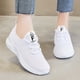 thumbnail image 2 of Zapatillas deportivas de malla transpirables para mujer, informales, con cordones, cómodas, deportivas, a la moda para estudiantes, 2 of 7