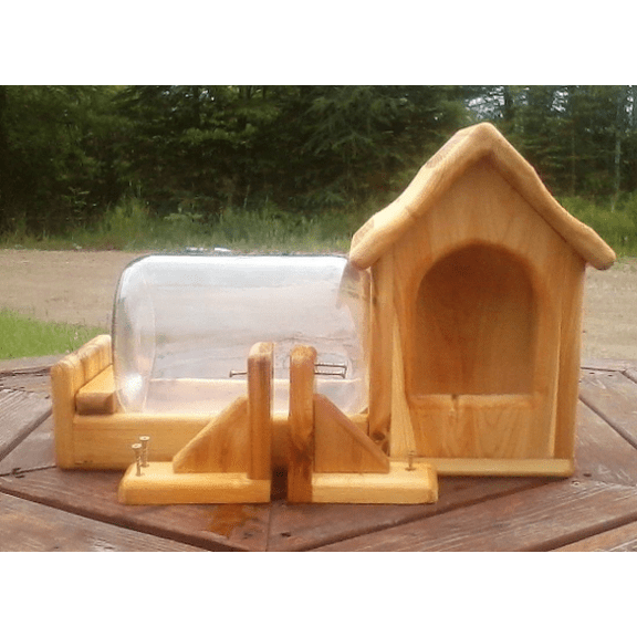 Fence Mount Gallon Glass Jar Squirrel Feeder cedar wood TBNUP #1