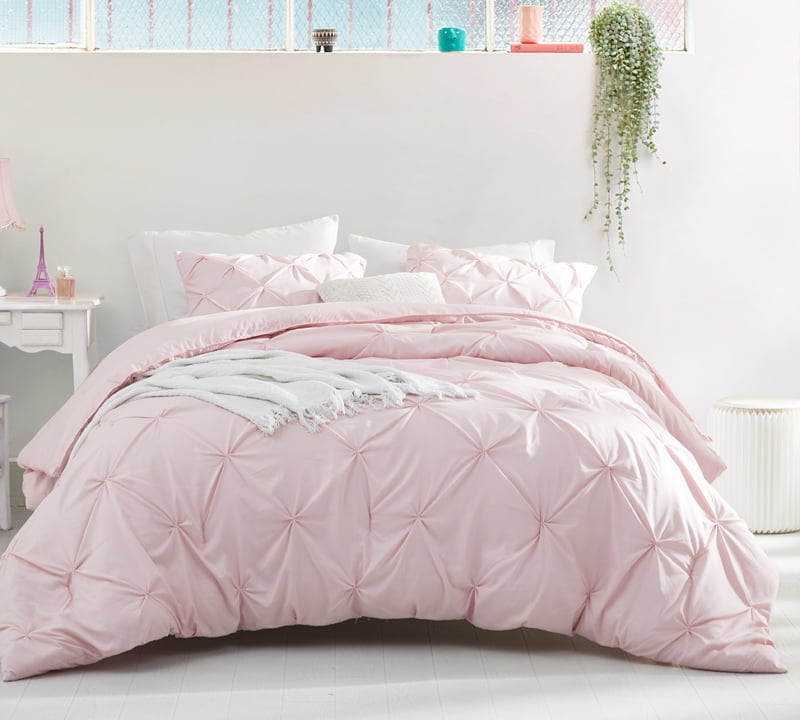Urban Habitat Talia 7 Piece Embroidered Duvet Cover Set Pink Full/Queen UH12-2096 Urban Habitat Talia 7 Piece Embroidered Duvet Cover Set Pink Full/Queen UH12-2096