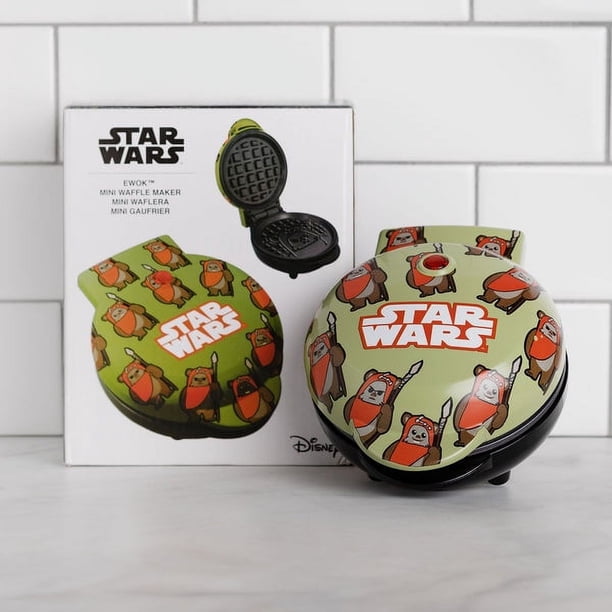 Uncanny Brands スターウォーズ ミニ Ewok ワッフルメーカー Uncanny Brands Star Wars Mini Ewok Waffle Maker - Walmart Business