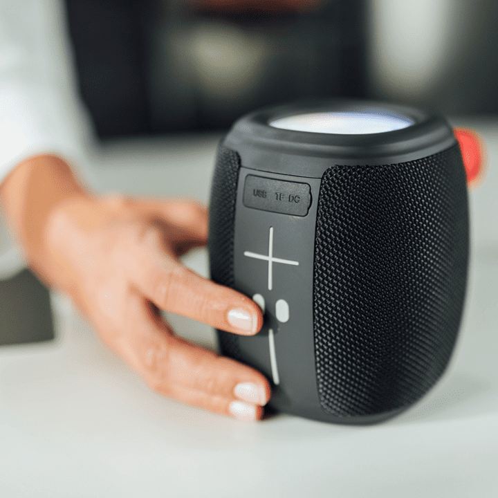 The Voice LEGEND Wireless Bluetooth Speaker with LED Lights, Up to 30 Ft  Range, Hands-Free Calls, Android & iPhone Compatible