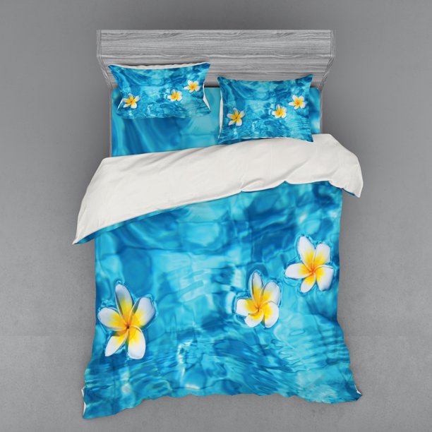 Hawaiian Duvet Cover Set, Tropical Frangipani Flower Floating in Water