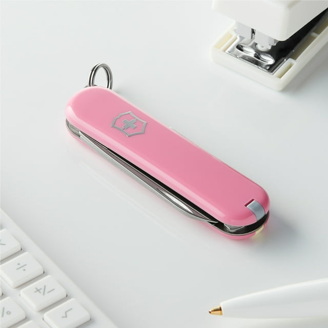 Victorinox Classic SD Couteau de Poche Rose à 7 Fonctions