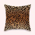 thumbnail image 3 of Injueey Funda de cojín de piel de animal Fácil de cuidar y práctica variedad de ambientes domésticos fabricados con poliéster Decoración del hogar estilo 5, 3 of 6