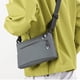 thumbnail image 4 of Bolsa Crossbody Pequeña Bolsa Crossbody para Hombres Bolsa de Pecho de Material Impermeable Bolsa de Hombro Casual Deportiva Al Aire Libre Bolsa de Mensajero Pequeña, 4 of 6